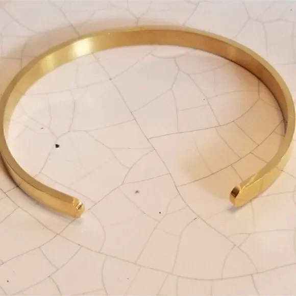 MARCH Soon To Be Mommy Due In Engraved Bracelet NEW - Picture 5 of 8